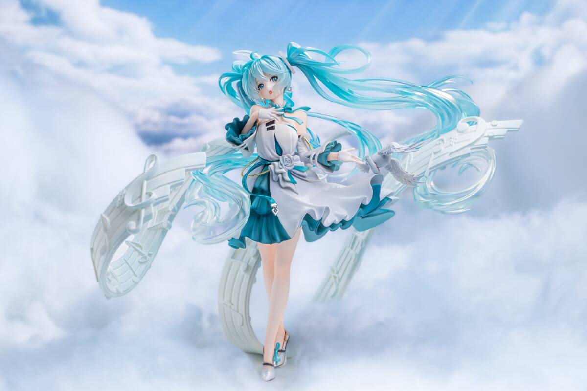 1/8 初音ミク 雪ミク ※アイデカール付属※ 未塗装 未組立 / レジン