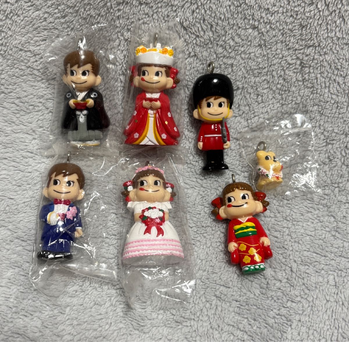 不二家 ミニミニペコちゃん フィギュア キーホルダー まとめ売り 26個
