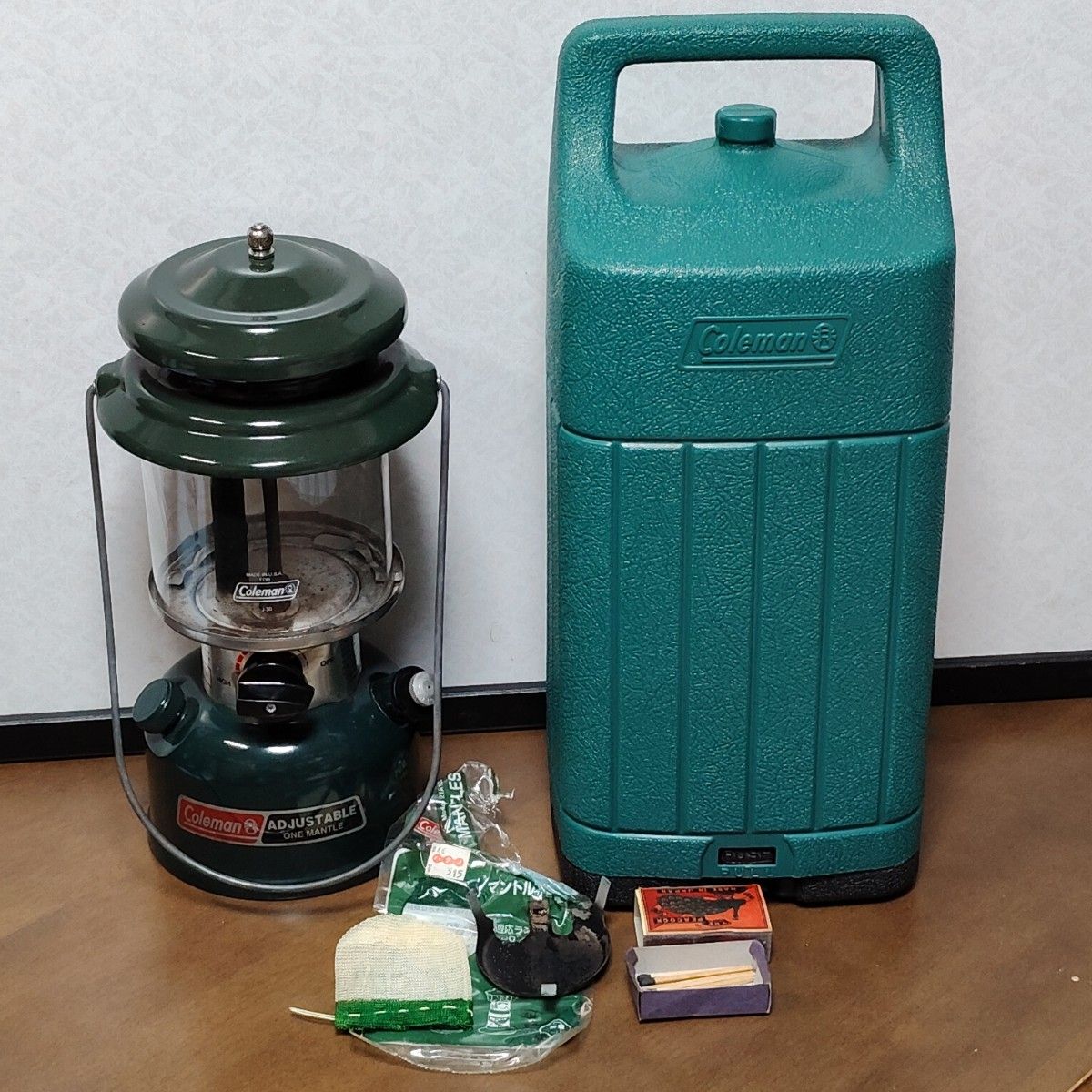 Coleman 288A740J ガソリンランタン（箱＆ケース付き） コールマン Coleman ツーマントルランタン 288A740J キャリーケース付