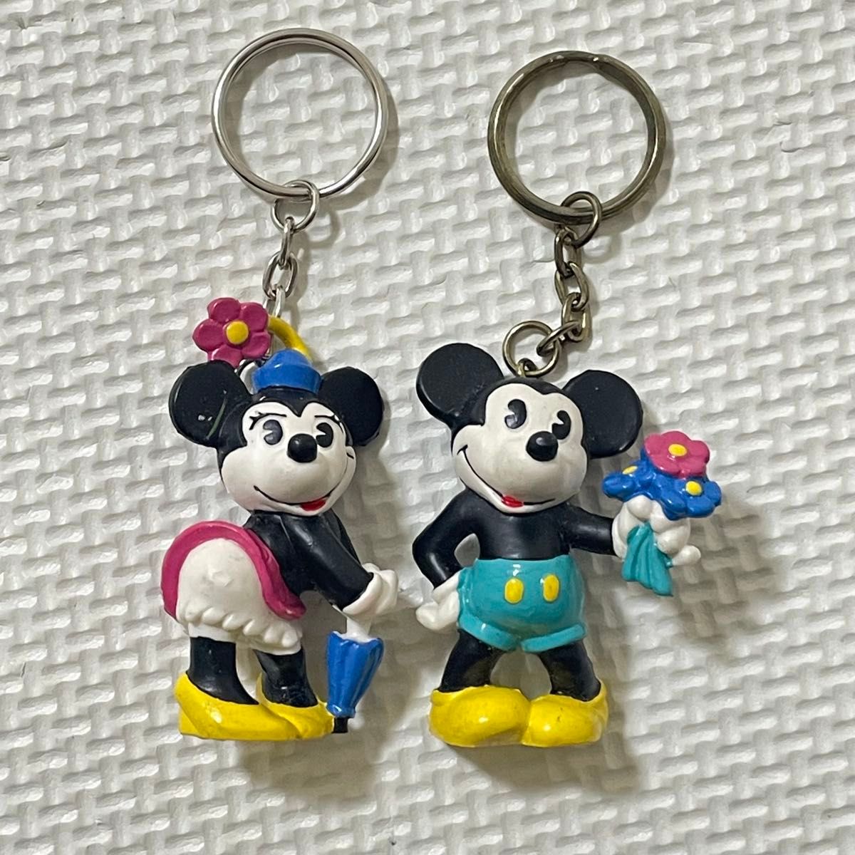 ミッキーマウス 爪切り キーホルダー ディズニー レトロ | Shop at