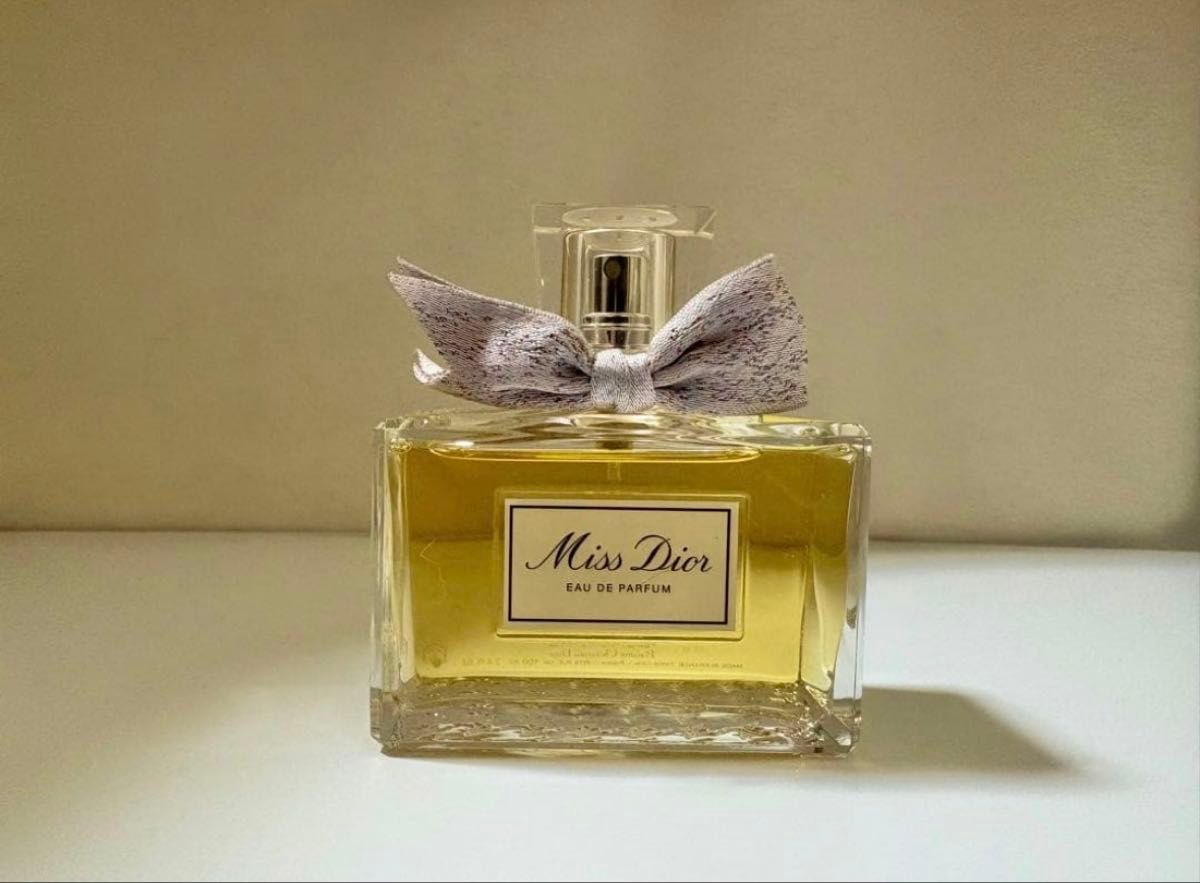 未開封 メゾン クリスチャン ディオール ディオラムール EDP 250ml 未開封 メゾン クリスチャン ディオール ディオラムール EDP 250ml