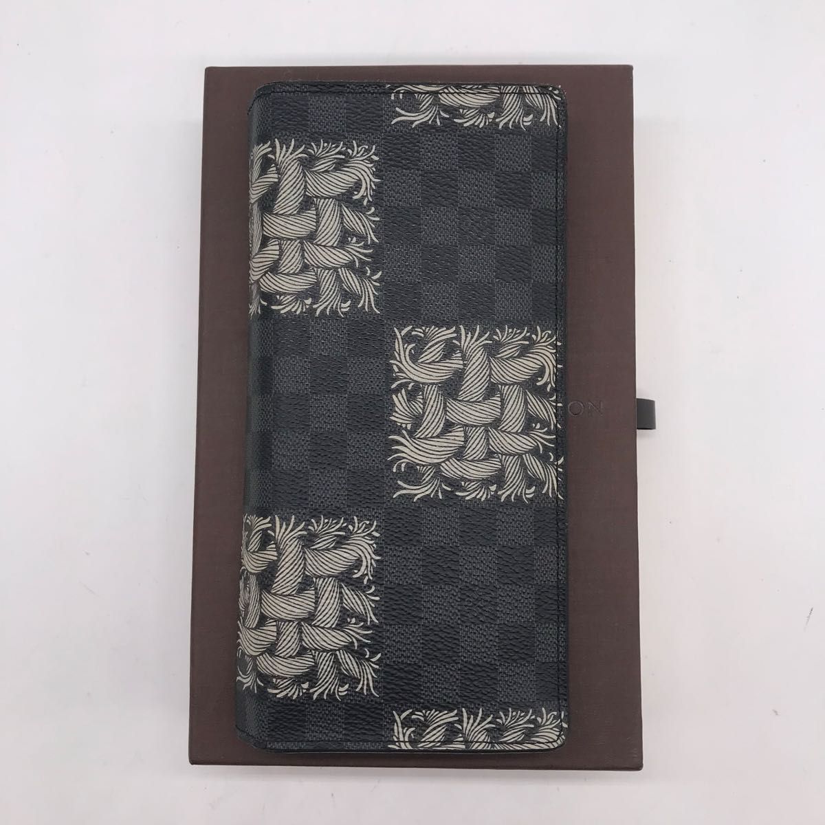 極美品！希少ルイヴィトン ダミエ グラフィット ブラザ 長財布 N63252
