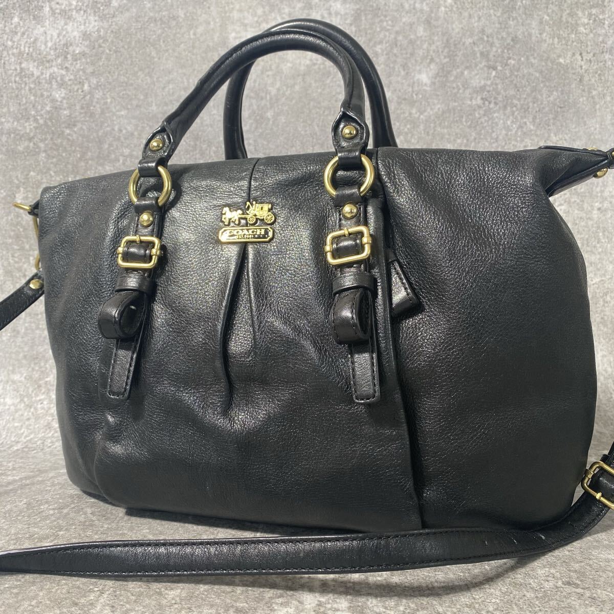 COACH シグネチャー ドーム型 2WAY ハンドバッグ COACH コーチ シグネチャー ドーム型 2WAY ハンドバッグ | Shop at