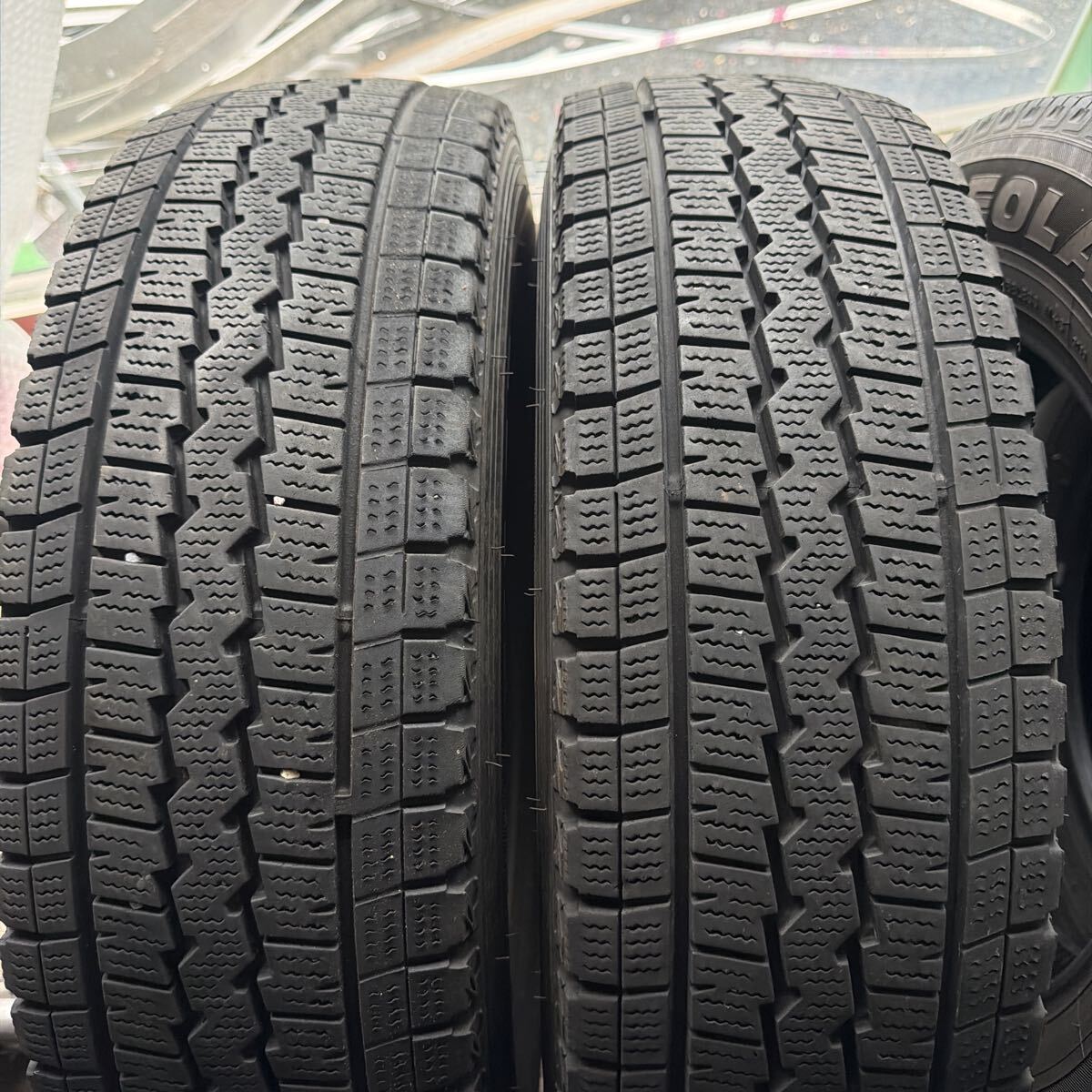 SH-38【超バリ山/2022年製造】GOOD YEAR ICENAVI CARGO！195/80R15 107 