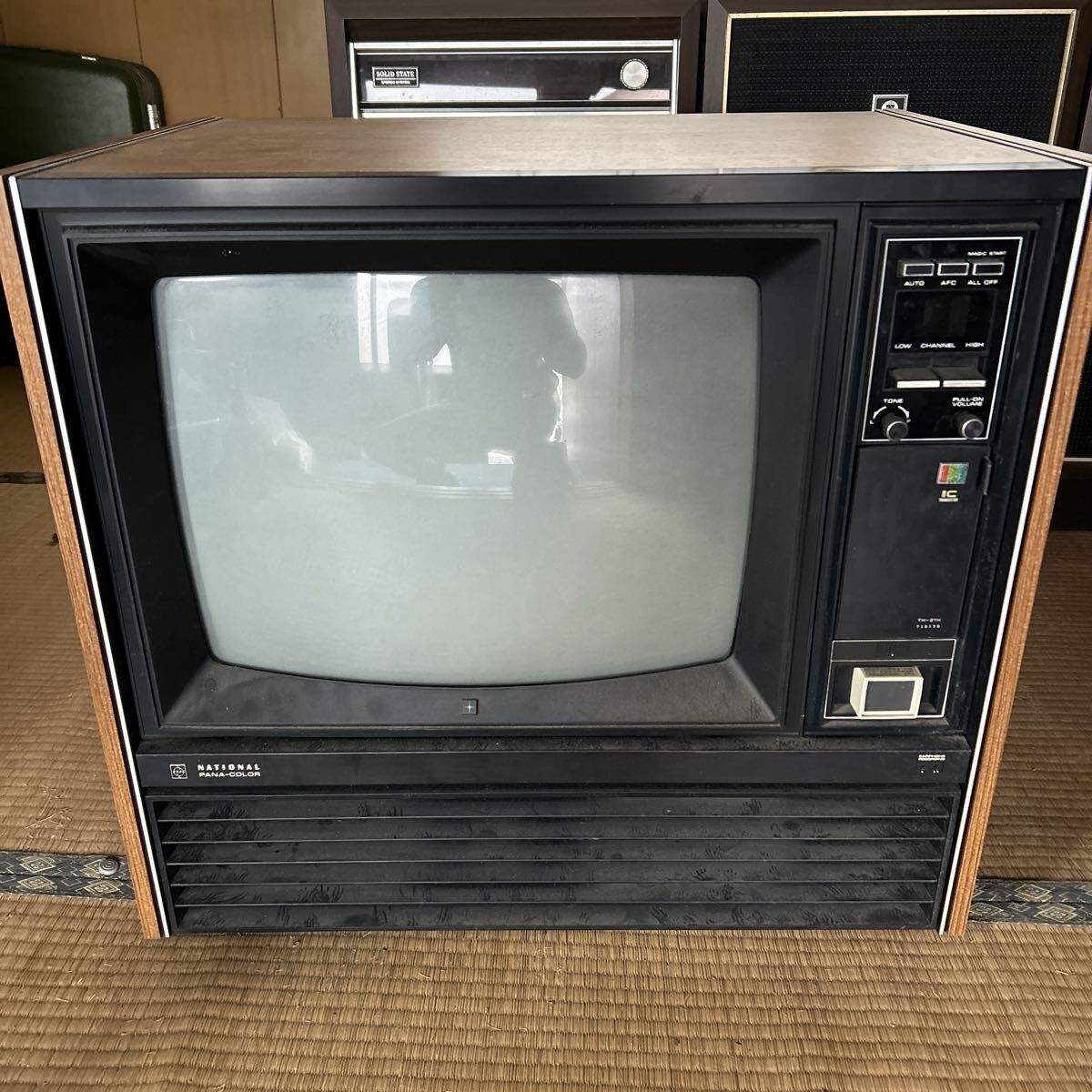 昭和物　ナショナルカラーテレビ　TH18-C17 IC.ドランジスタ式 昭和物 ナショナルカラーテレビ TH18-C17 IC.ドランジスタ式 【公式通販】