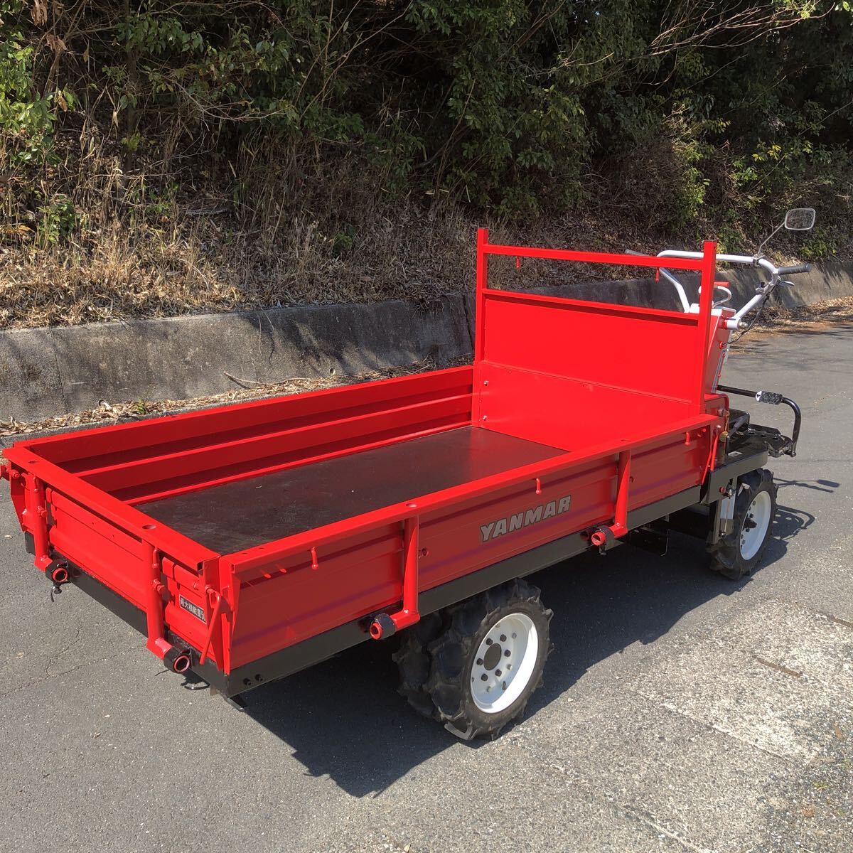 運搬車 4wd
