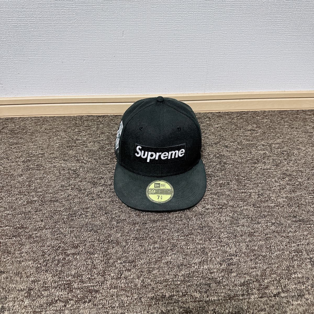 Supreme NEWERAブラック キャップ 7 1/8 | Shop at JDirectItems