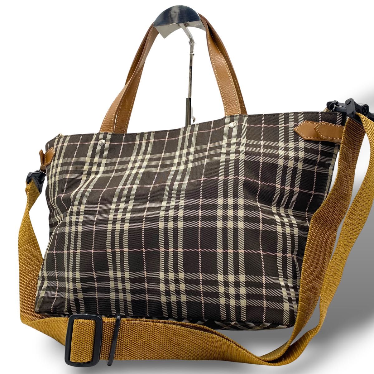 BURBERRY トートバッグ ノバチェック ビジネス 通勤 肩がけ A4 軽量