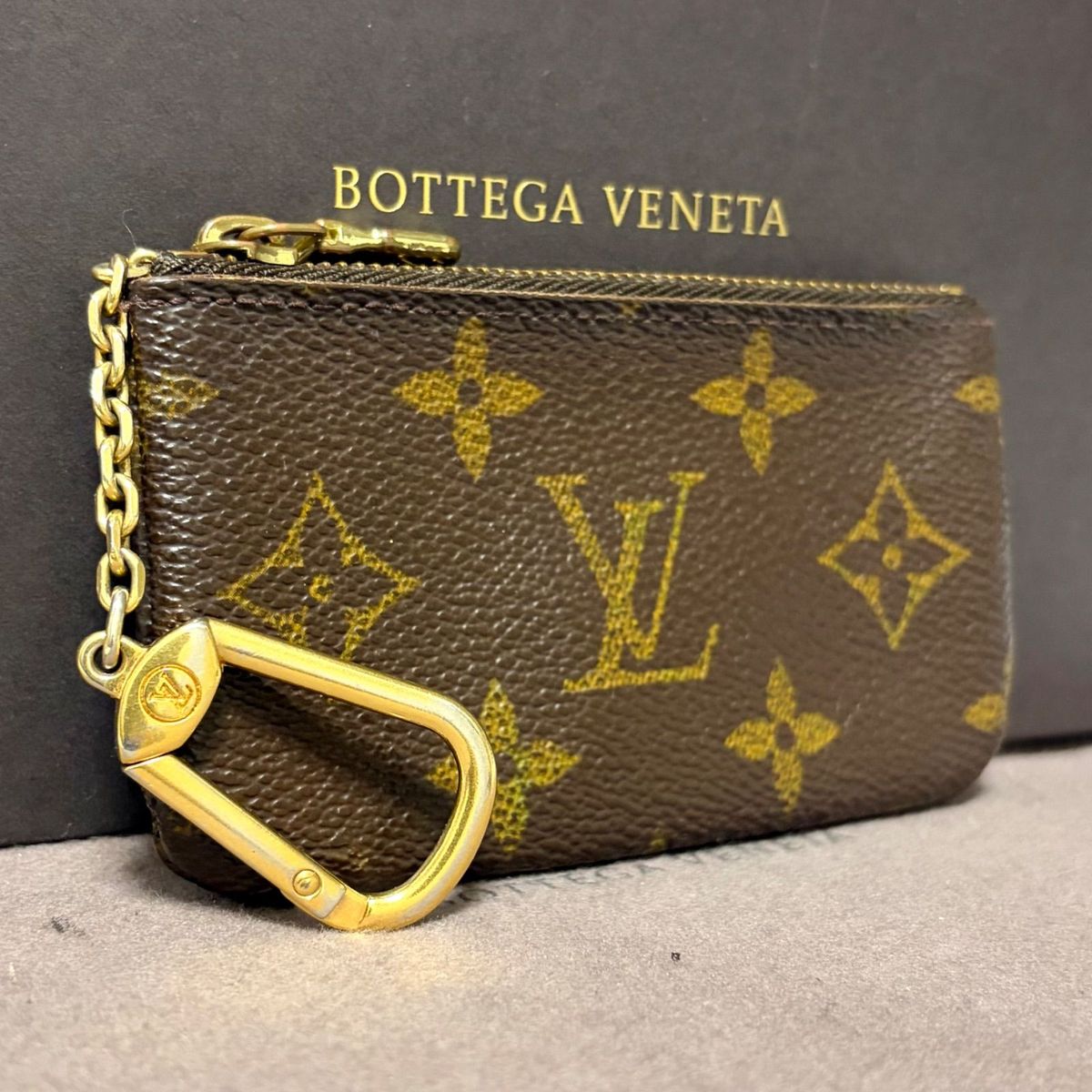 LUIS VUITTON ヴィトン アンシャッペモノグラムエクリプス キーリング