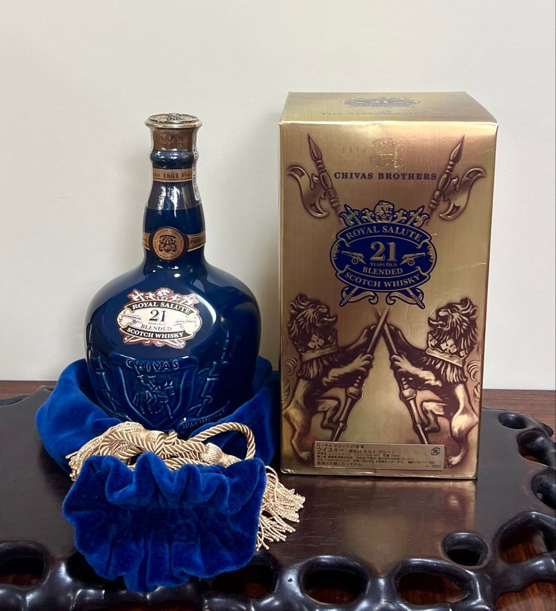 イギリス名門 CHIVAS BROTHERS  SALUTE 21年 イギリスの名門ウイスキーブランド CHIVAS BROTHERS（シーバス