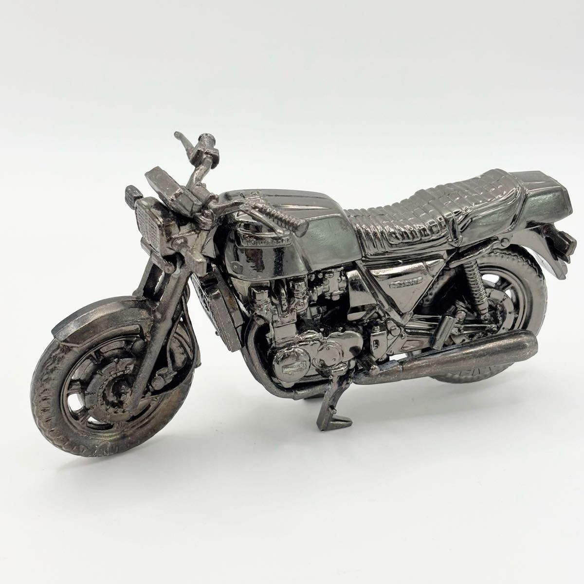 世界の名車シリーズ Vol.38 カワサキ マッハ750 KAWASAKI 750-SS