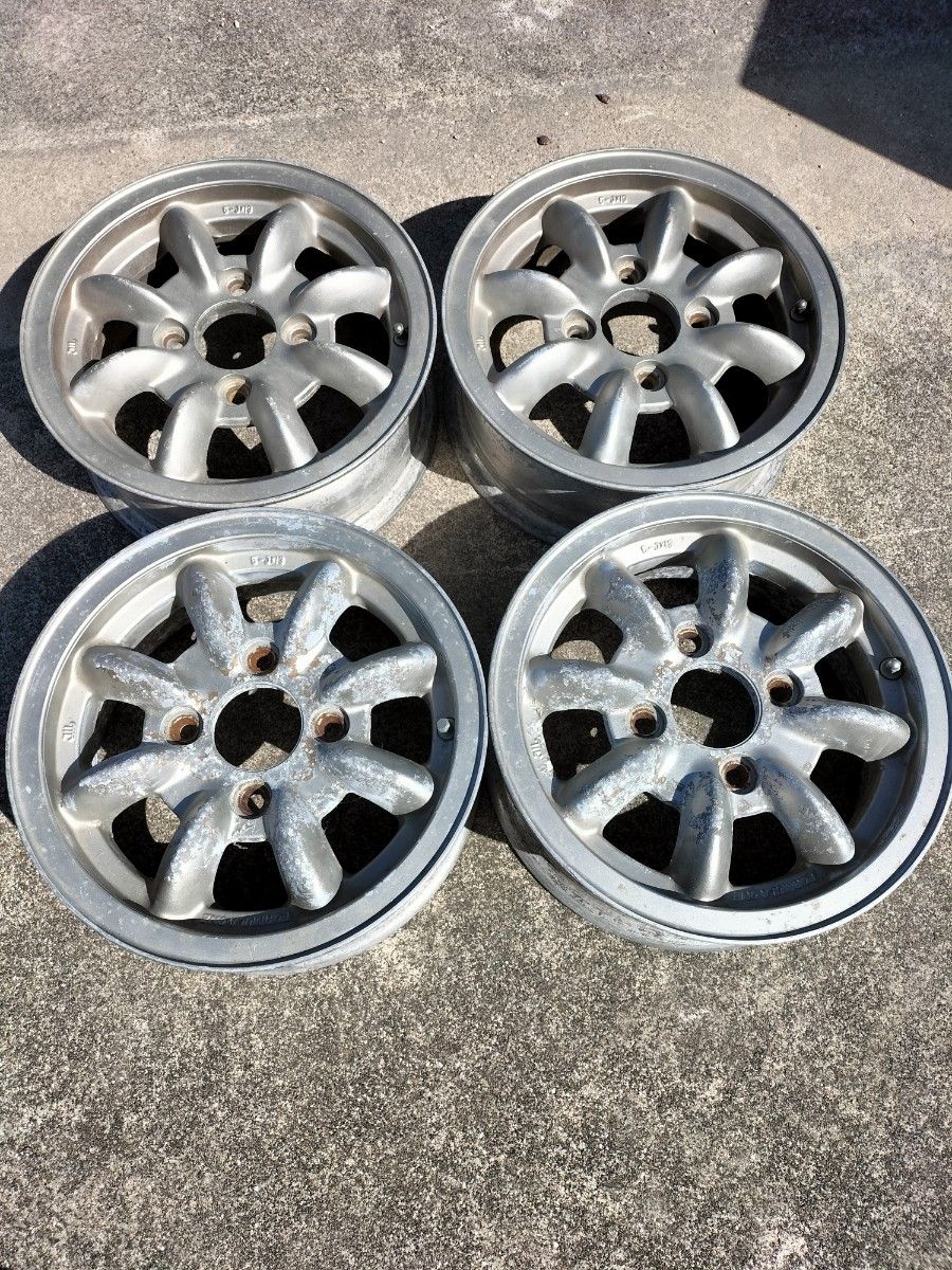 送料込み MAGROAD マグロード 14x6JJ 旧車 PCD 114.3 14インチ 4穴 