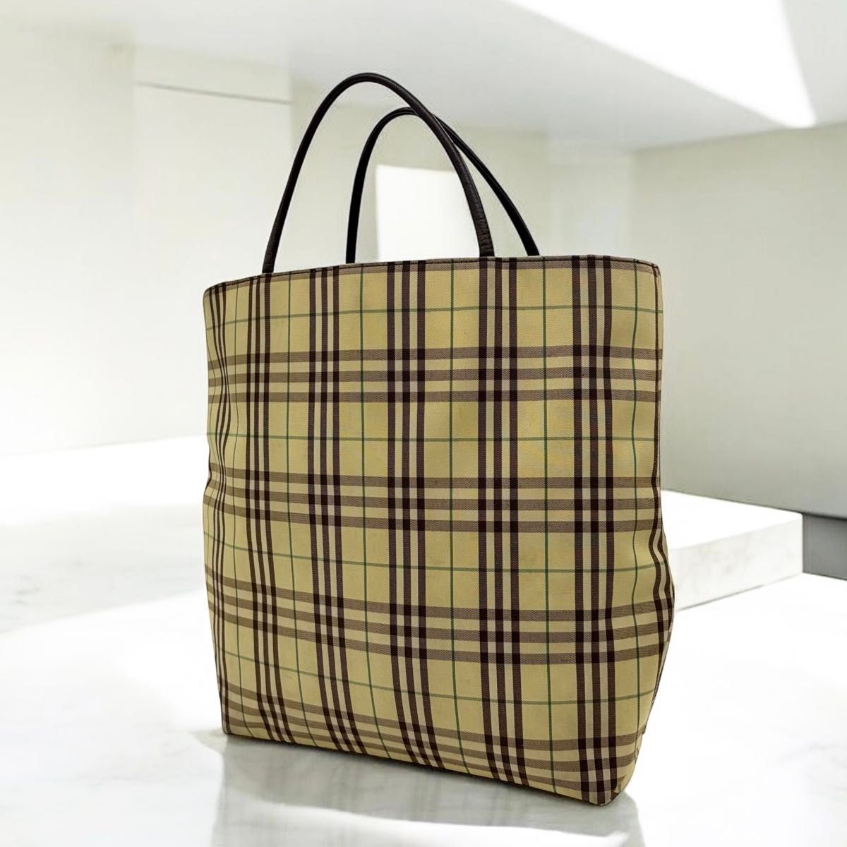 BURBERRY トートバッグ ノバチェック ビジネス 通勤 肩がけ A4 軽量