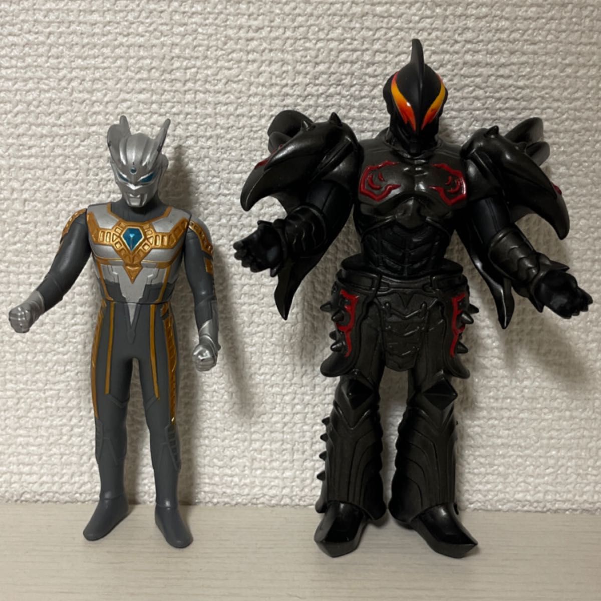 デハラユキノリ サトシ君なスポンジボブ サトシボブ ソフビフィギュア
