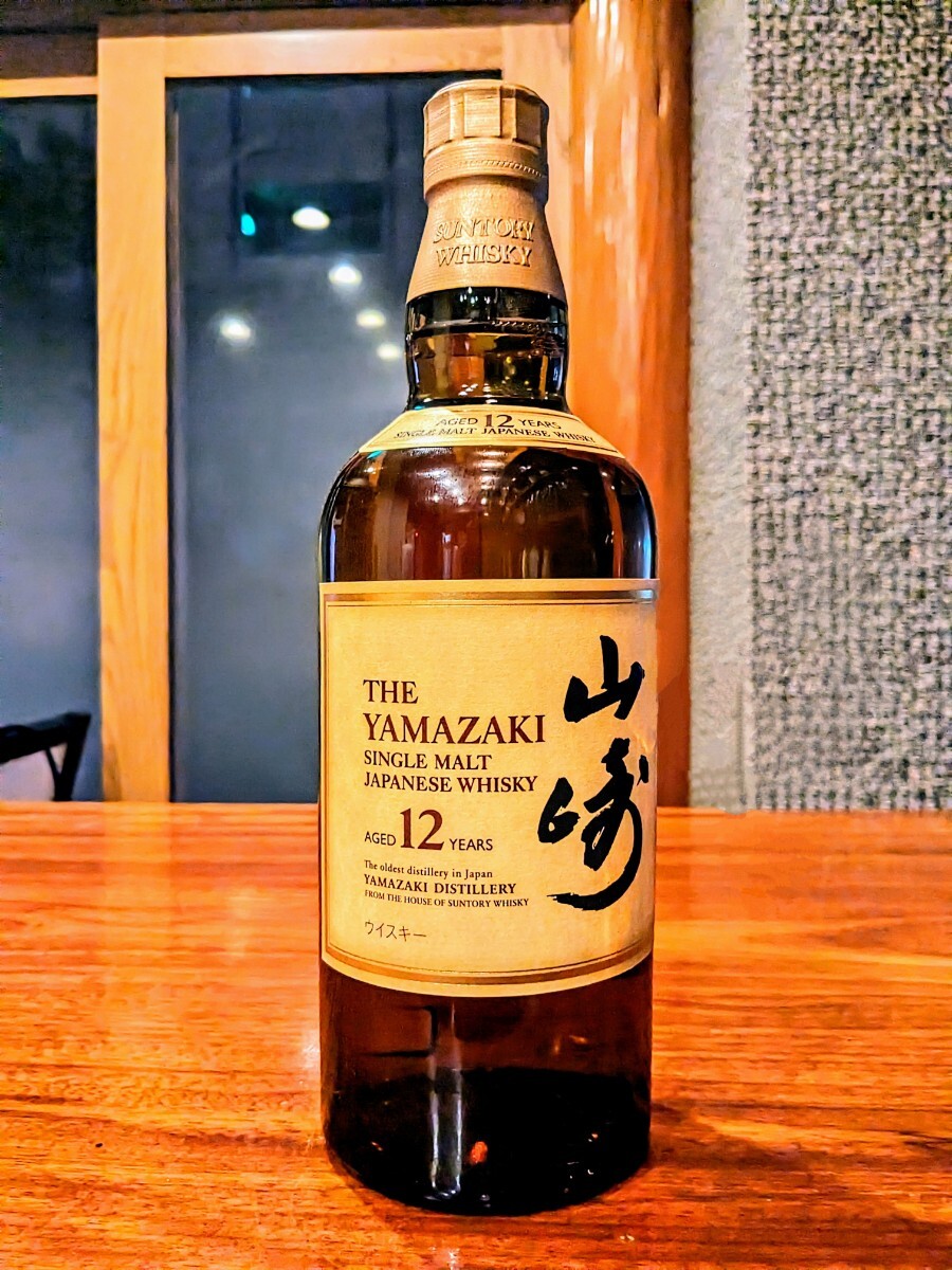 サントリー　山崎25年　空箱　白箱ウレタンあり Suntory Yamazaki サントリー 山崎25年 空箱 白箱ウレタンありSuntory Yamazaki 25th