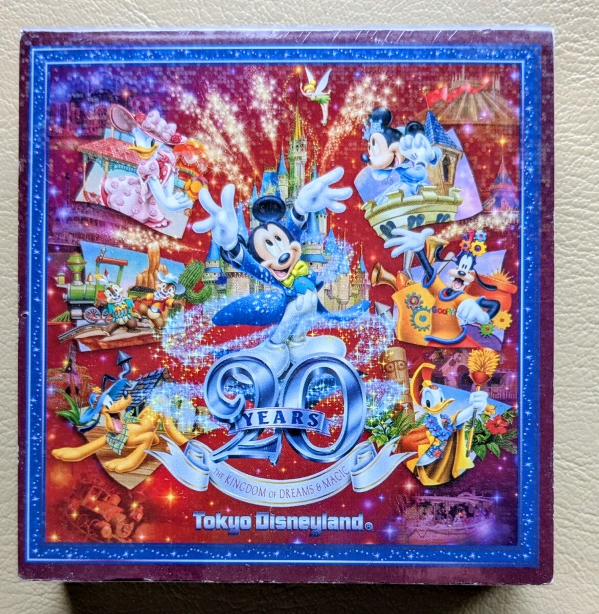 レトロな絵柄の記念切手888円分☆二つに折り曲げ梱包 | Shop at