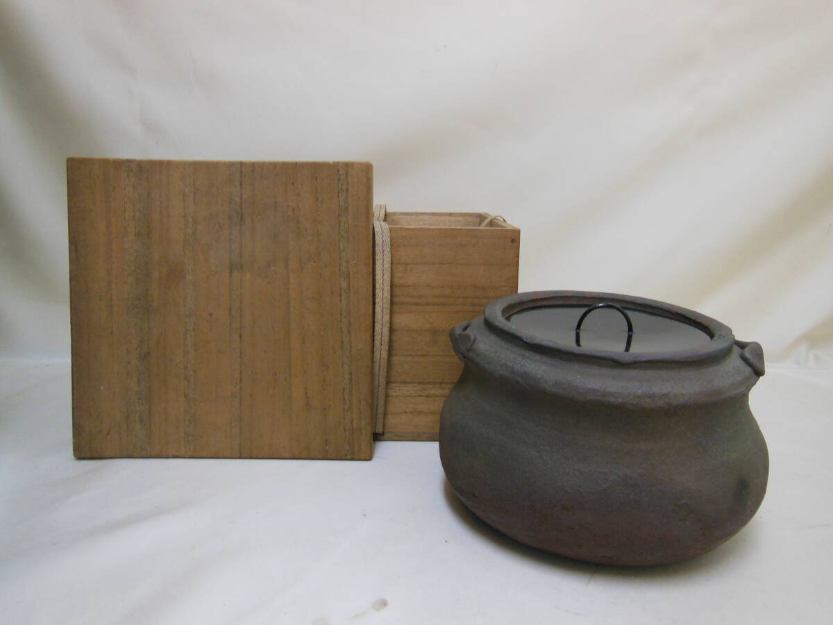 ショッピング正規品 茶道具 備前 山本出作 水指 羽毛文様 春舉漆絵蓋