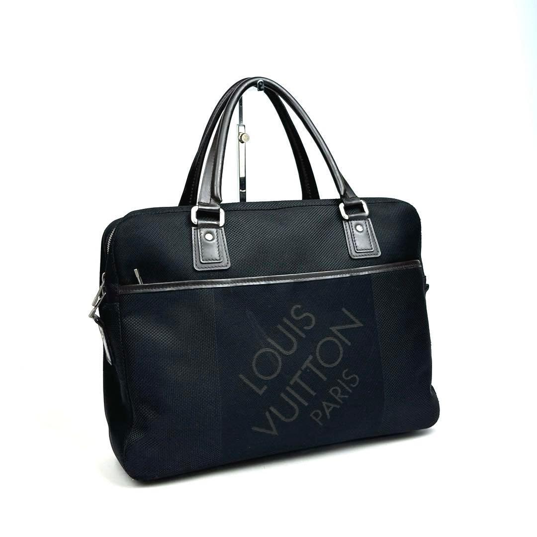 美品】LOUIS VUITTON ルイヴィトン タイガ ロブスト3 M31032 ビジネス 