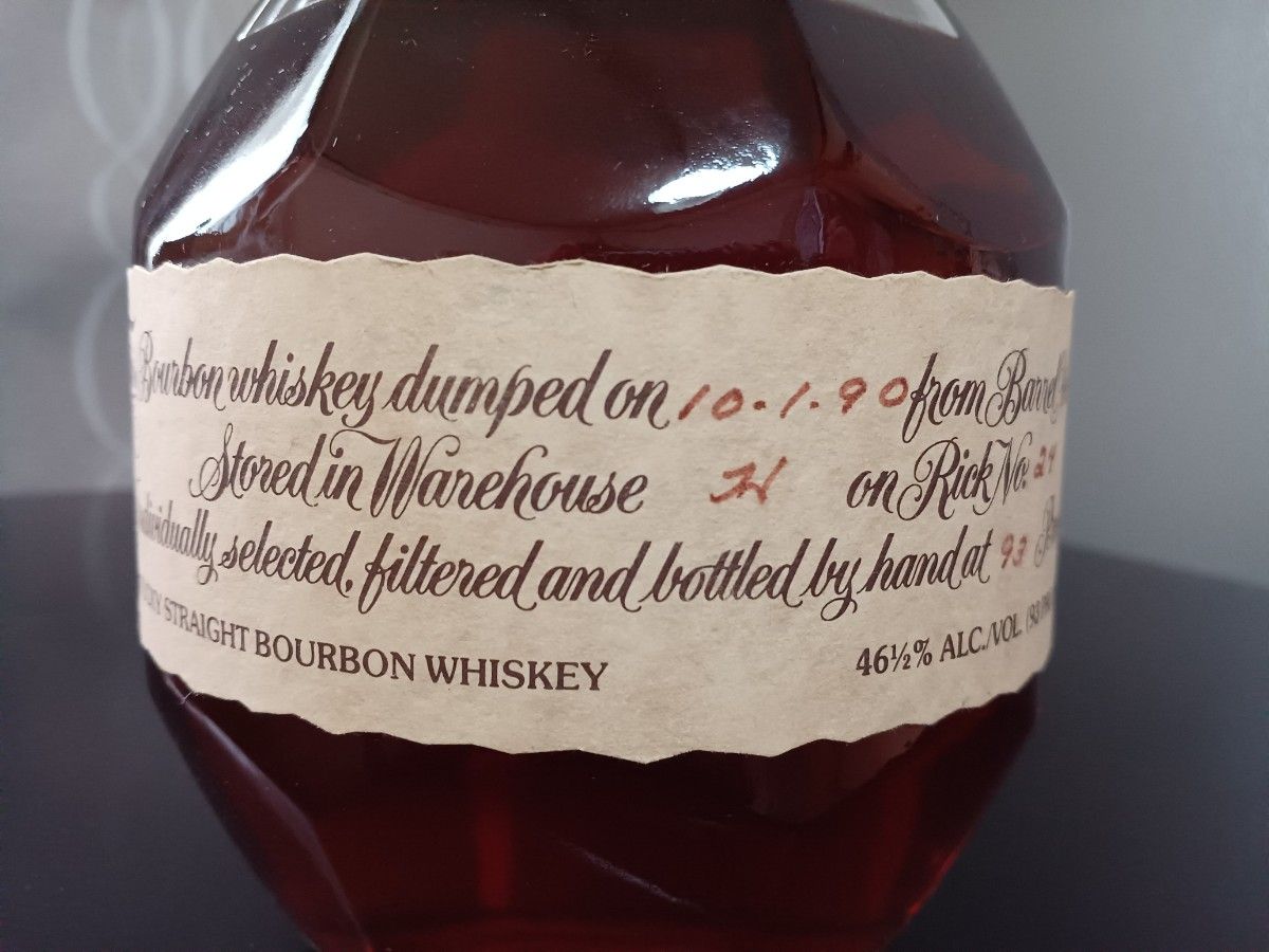 ボウモア12年 旧ボトル カモメラベル 40% 700ml BOWMORE 缶付き 貴重
