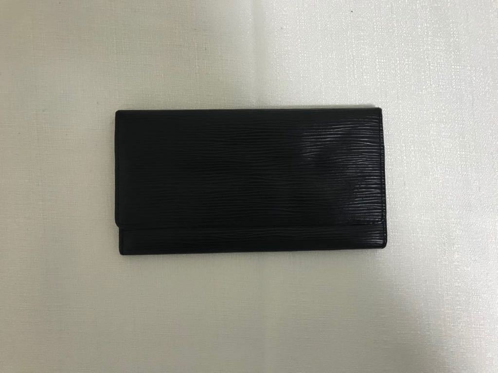 極美品 二つ折り財布 黒 | Shop at JDirectItems Fleamarket from