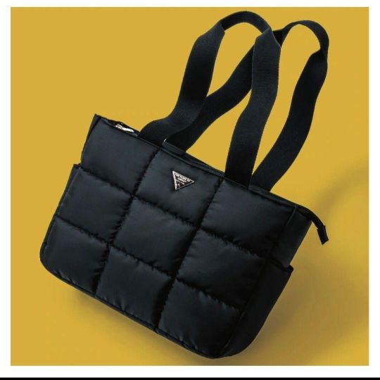 BALENCIAGA バレンシアガ ウェーブ バケットバッグ キャンバス ロゴ