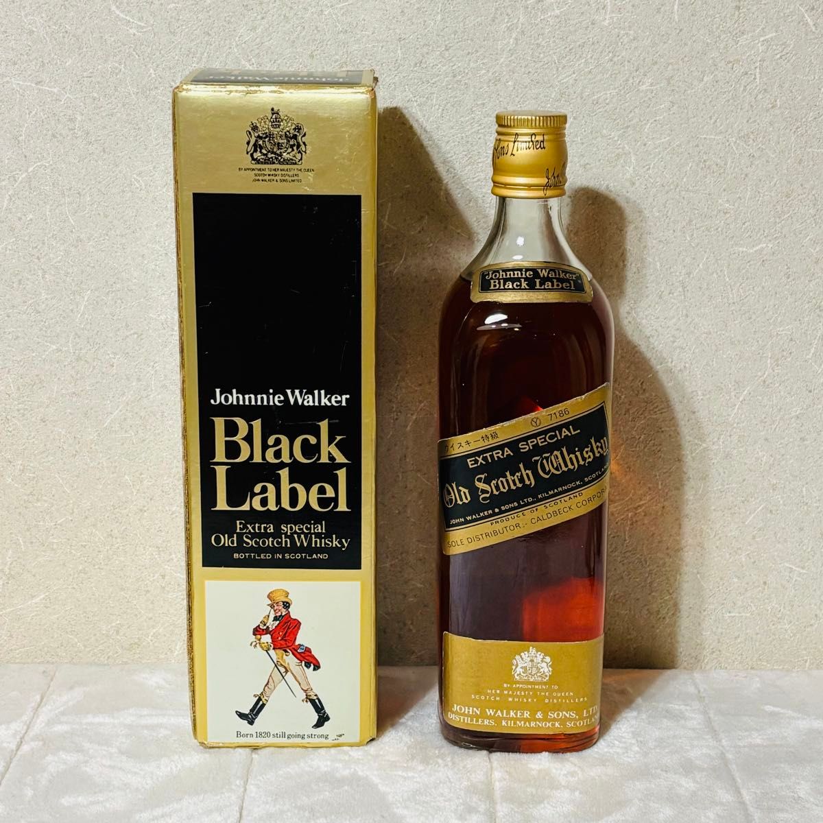 古酒・特級】ジョニーウォーカー 黒ラベル 1980年代 三菱商事 760ml 箱
