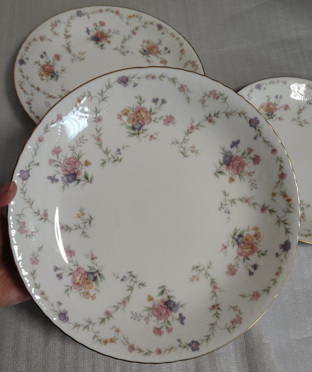 Noritake花柄 プレート 4枚セット 金彩 皿 食器 | Shop at