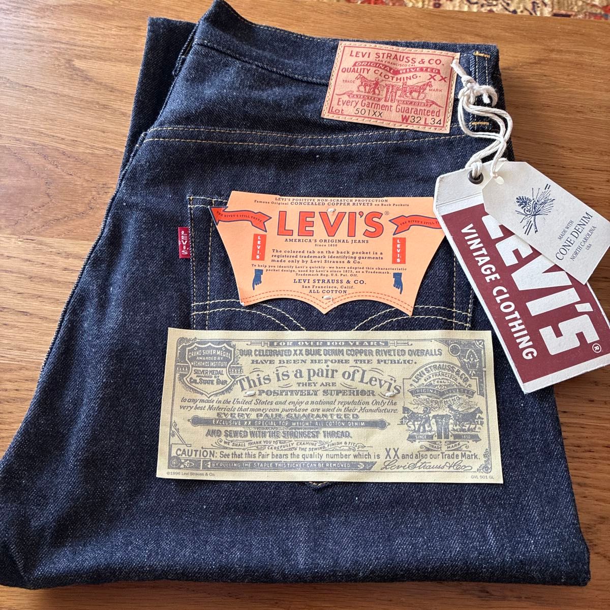 00s Levis505 Damaged denim W32 L34 | Shop at JDirectItems