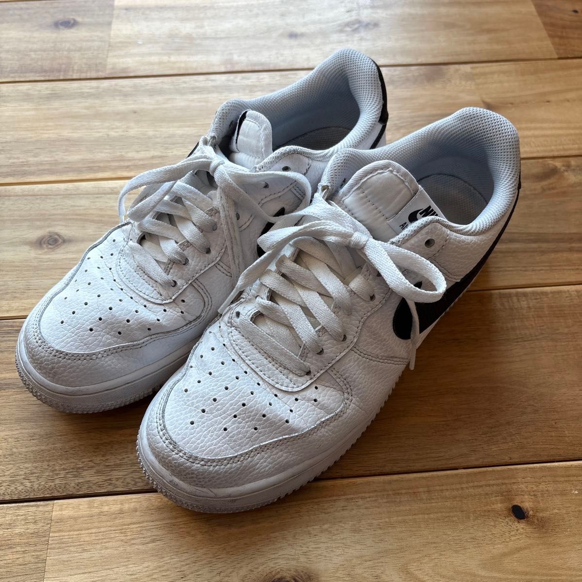 美品】NIKE AIR FORCE 1 ナイキ エアフォース1 ホワイト スニーカー 箱
