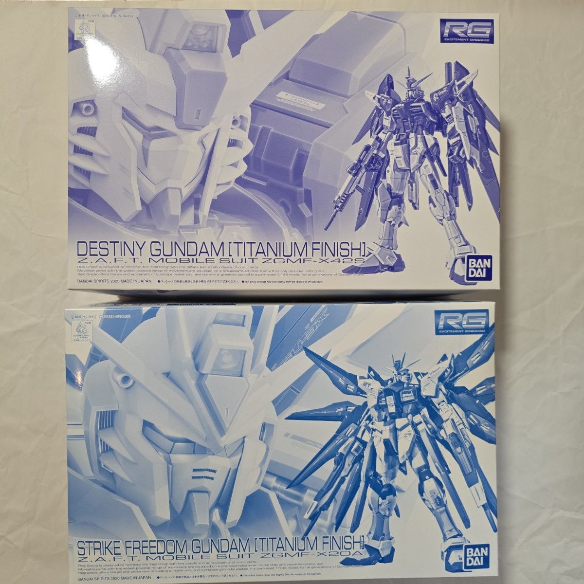 RG デスティニーガンダム チタニウムフィニッシュ＆光の翼セット 未