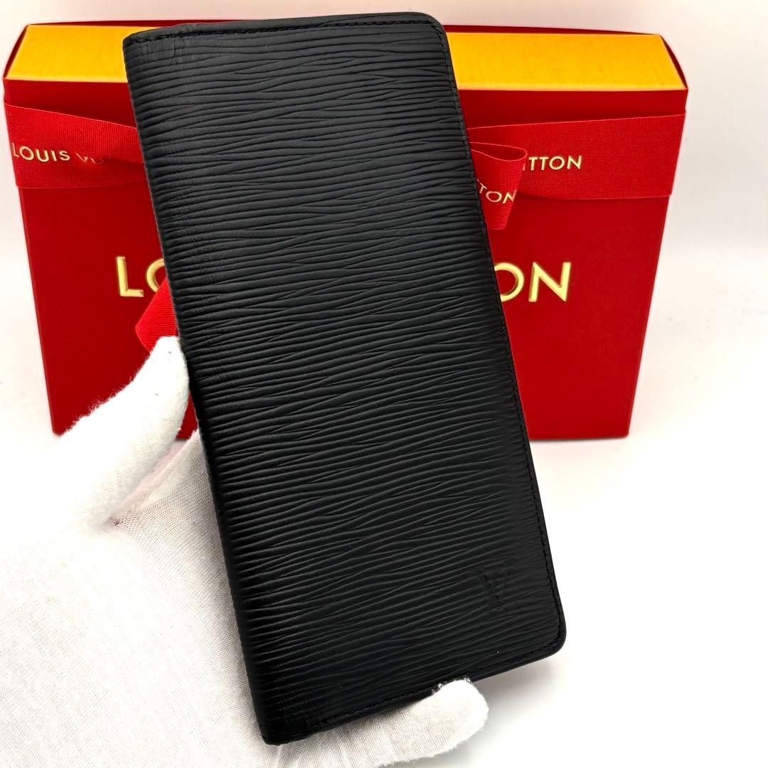 ☆美品☆新型☆Louis Vuitton ルイヴィトン エピ 二つ折り長財布