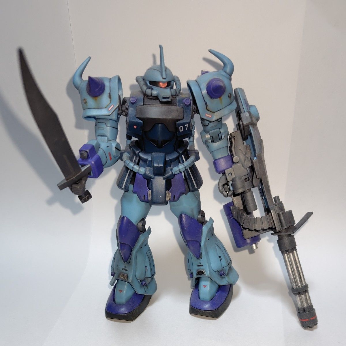 MG 1/100 グフ・カスタム 全塗装 完成品 メタリックレッド塗装済ガンプラ MG グフカスタム 全塗装 完成品 | Shop at JDirectItems Fleamarket