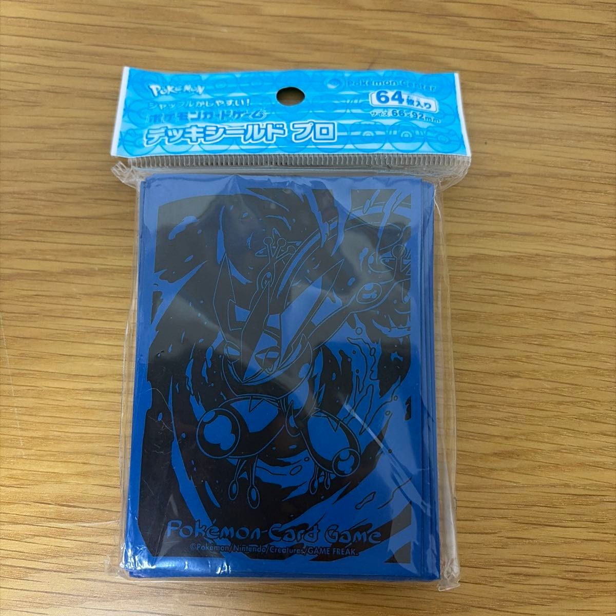 新品未開封】シャンデラ デッキシールド プレミアムクロス スリーブ
