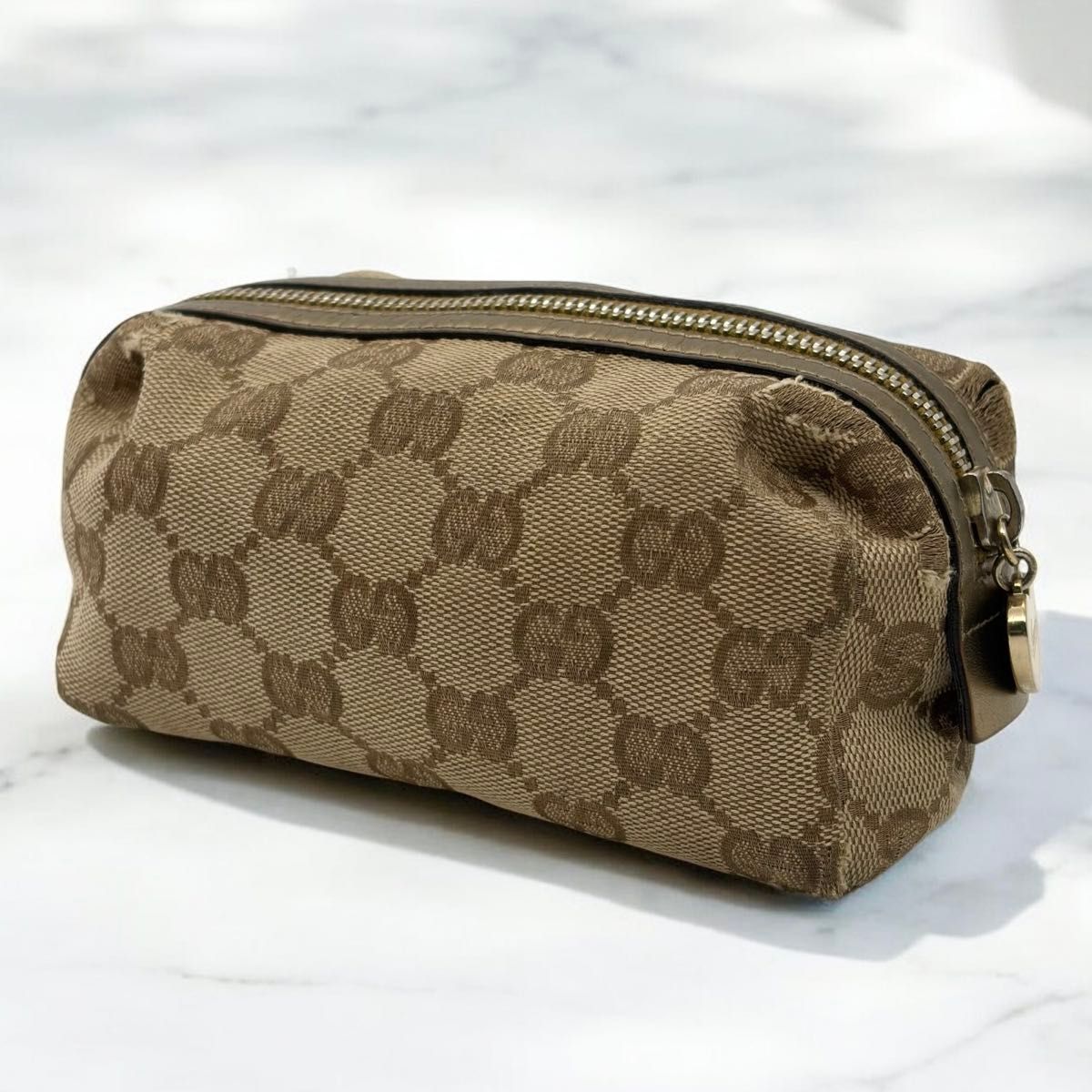 FENDI】 フェンディ ズッカ柄 ポーチ レザー キャンバス 小物入れ