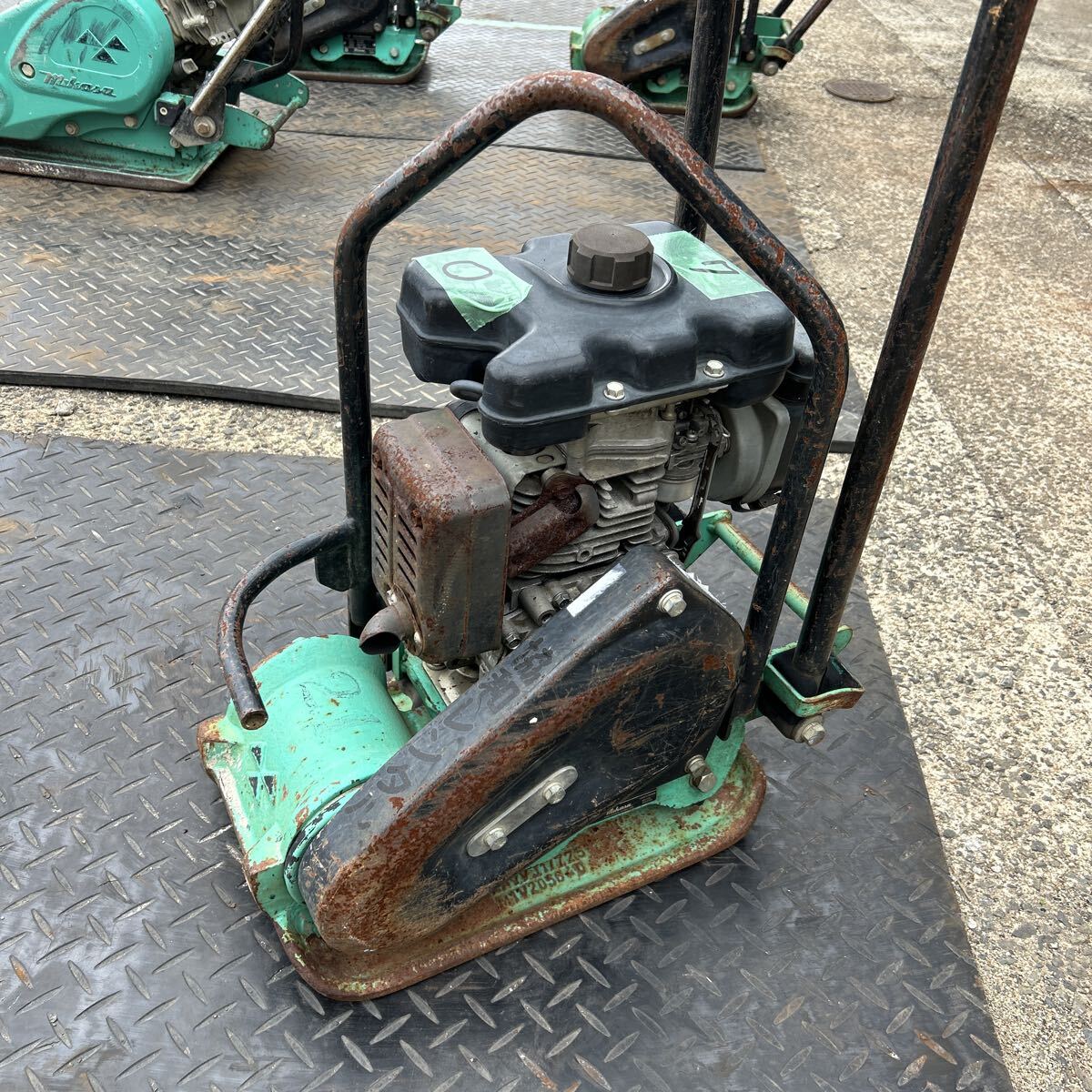 プレートコンパクター中古