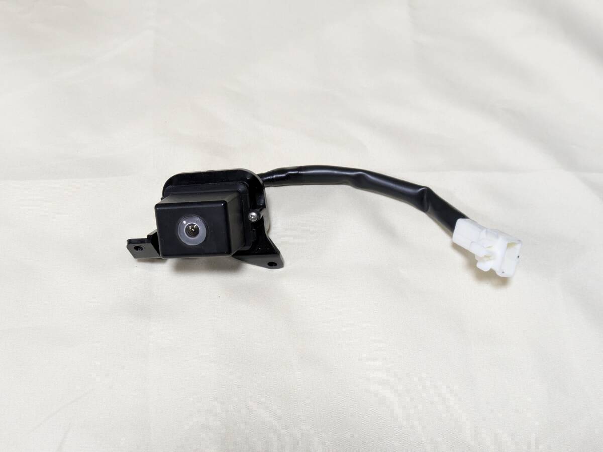 トヨタ純正Bカメラ希少品マークX　２００系クラウン　８６７９０　実働確認品４ピン トヨタ純正バックカメラ 86790