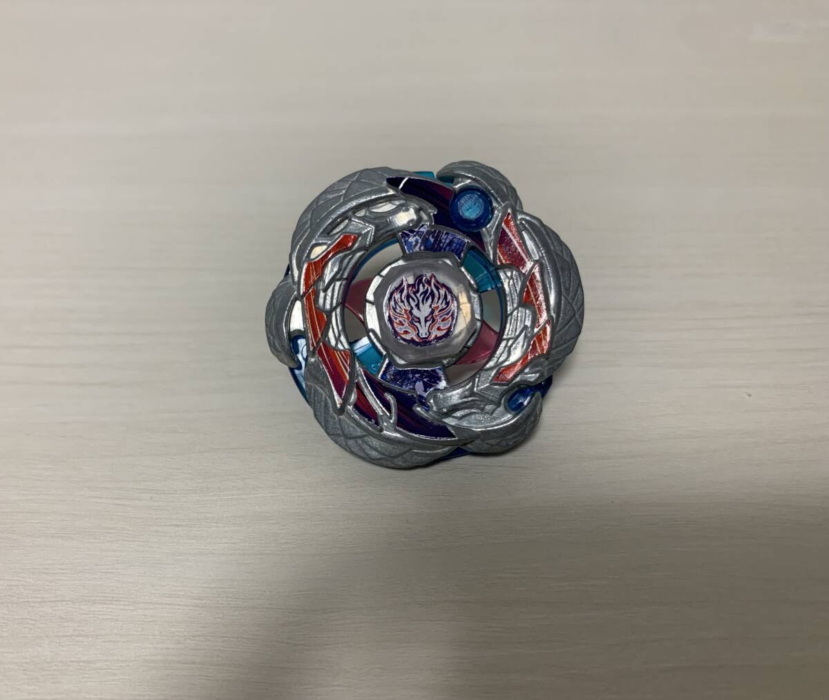 スーパーデッキ 必勝 メタルファイトベイブレード 4D ゼロジー Unboxing the Zero G series left-spinning Beyblade 
