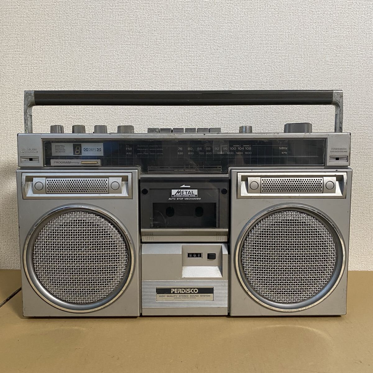 日立 パディスコ CP-7 ポータブルカセットプレーヤー 昭和レトロ レア 日立 パディスコ CP-7 ポータブルカセットプレーヤー 昭和レトロ レア