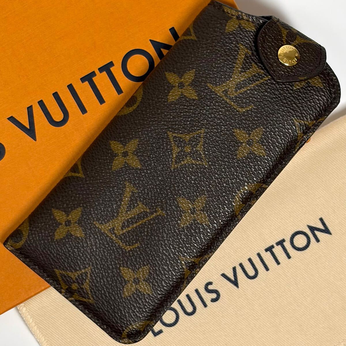 LOUIS VUITTON ルイ ヴィトン モノグラム エテュイ リュネット ラバ