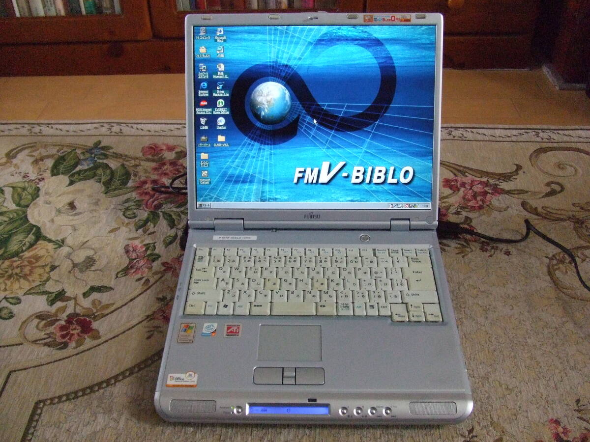 ジャンク* Fujitsu FMV-BIBLO NB50T / Celeron M 430 / 512MB / 部品