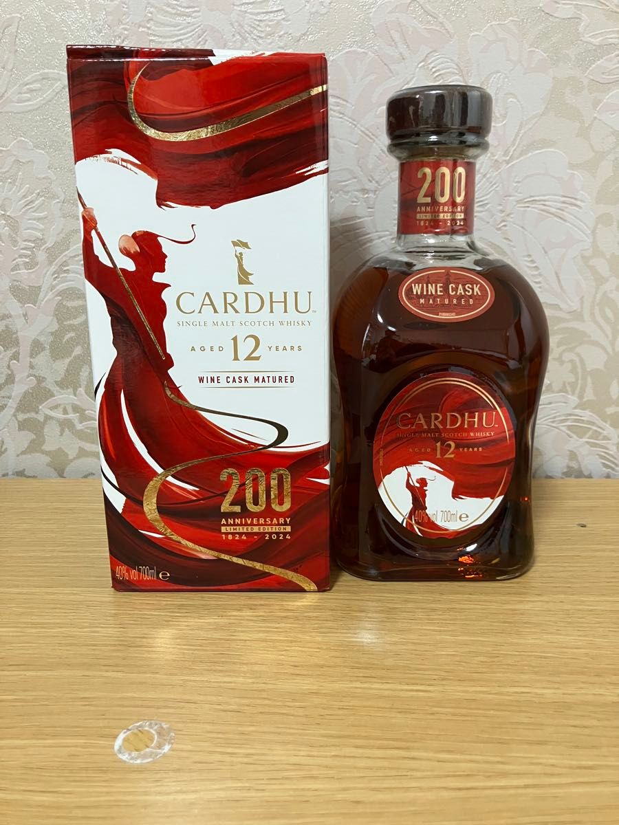 ボウモア12年 旧ボトル カモメラベル 40% 700ml BOWMORE 缶付 ボウモア12年 旧ボトル カモメラベル 40% 700ml BOWMORE 缶付き 貴重