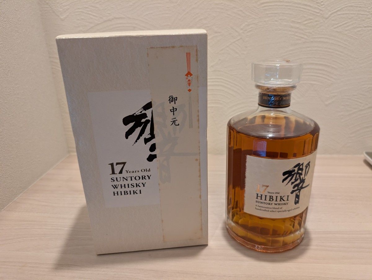 【希少 未開栓】終売品 サントリー ウイスキー ローヤル 12年 700ml 希少 未開栓】終売品 サントリー ウイスキー ローヤル 12年 700ml 古酒