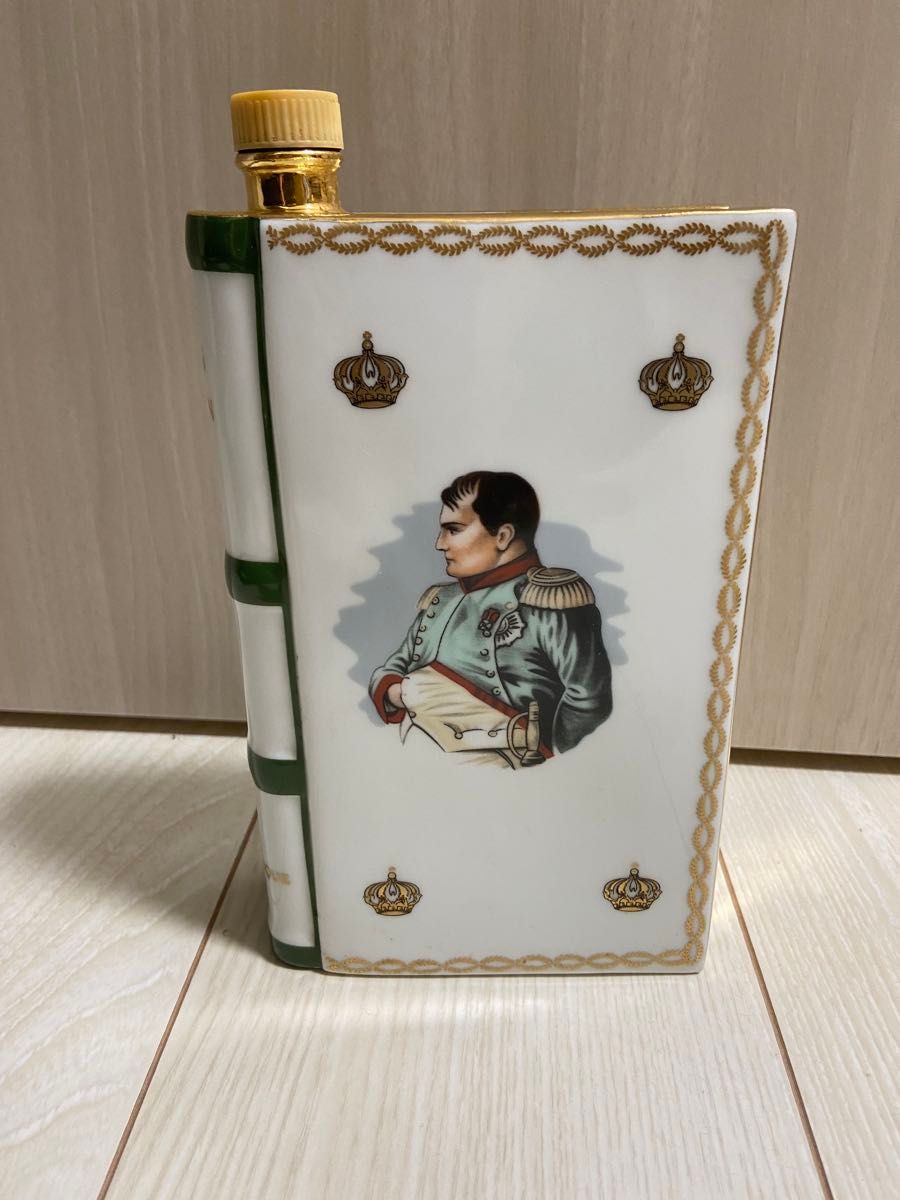 CAMUS NAPOLEON BOOK ヴィエイユ リザーブ ドラム型 陶器 ブランデー