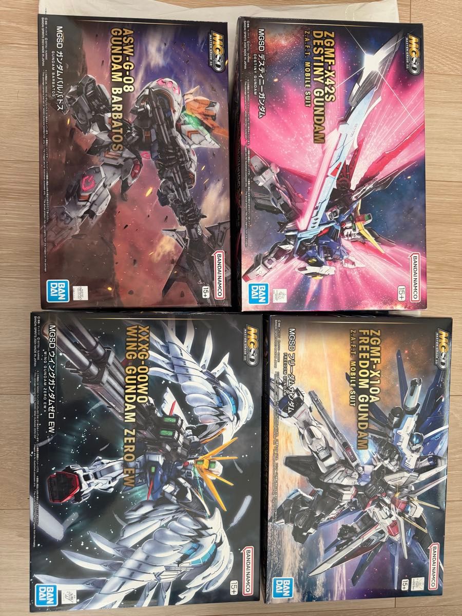 2点組！ 未組立！ MGSD ウイングガンダムゼロEW & MGSD デスティニー