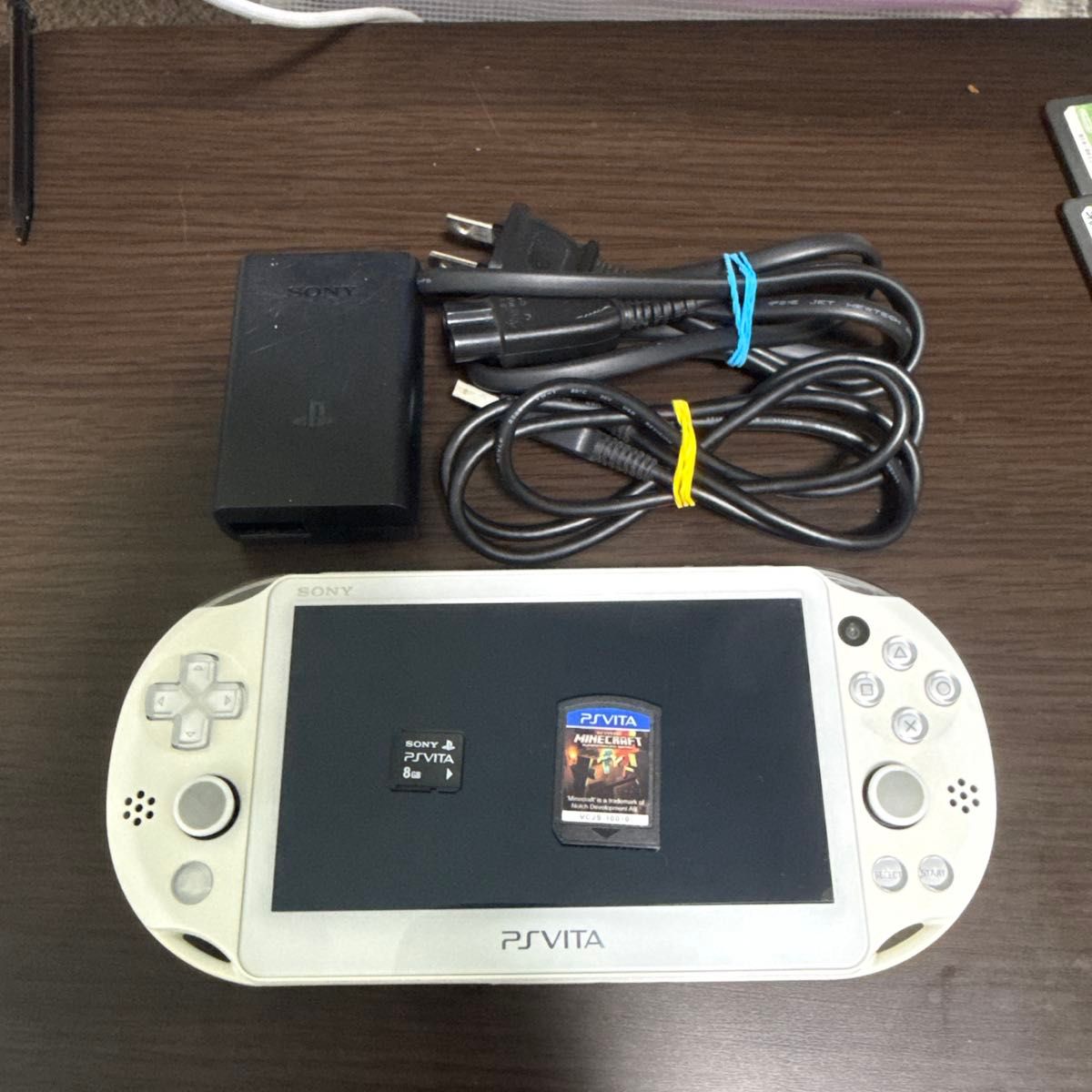PS Vita PCH-1100 本体 ソフト3本 16GBメモリーカードセット | Shop at