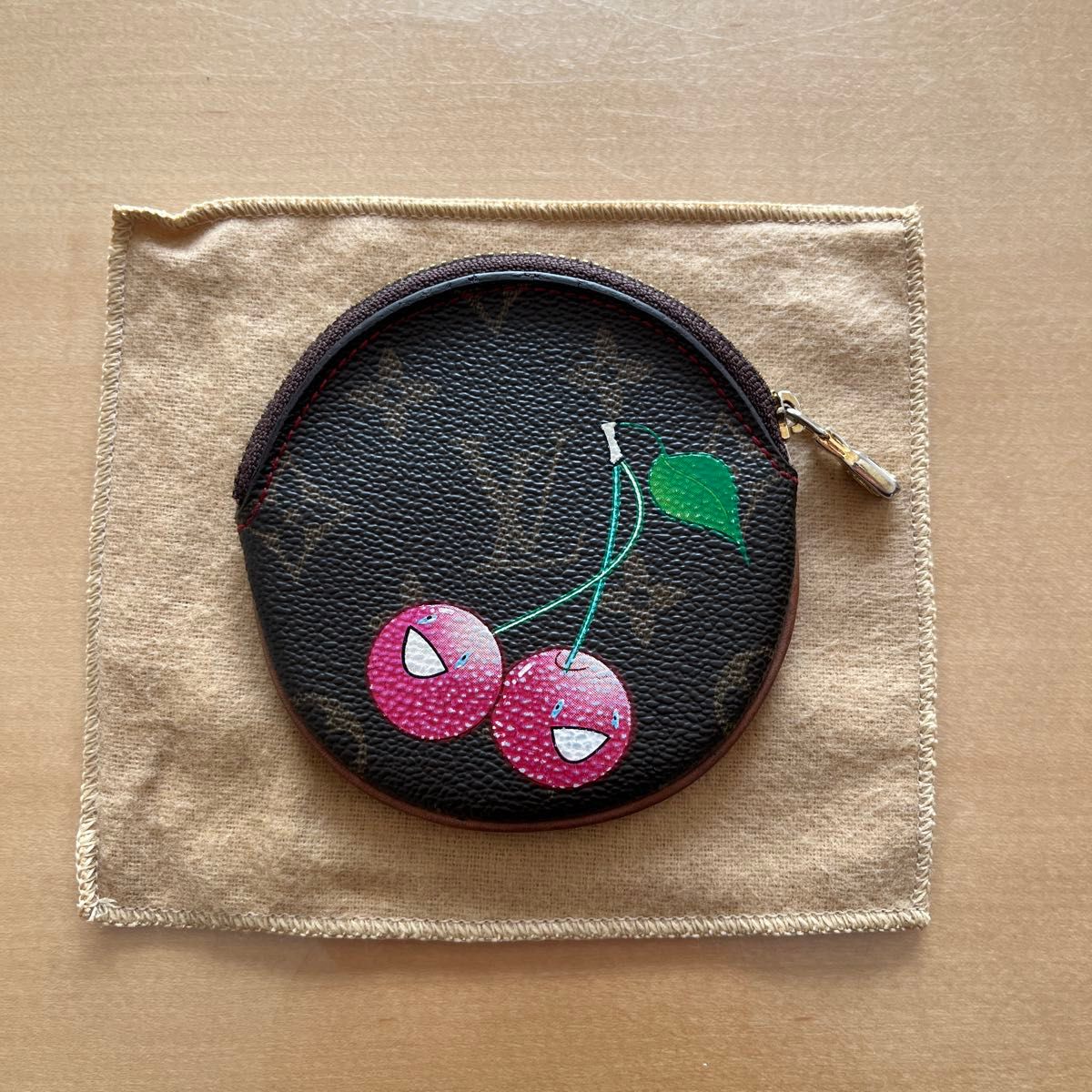 LOUIS VUITTON MURAKAMI