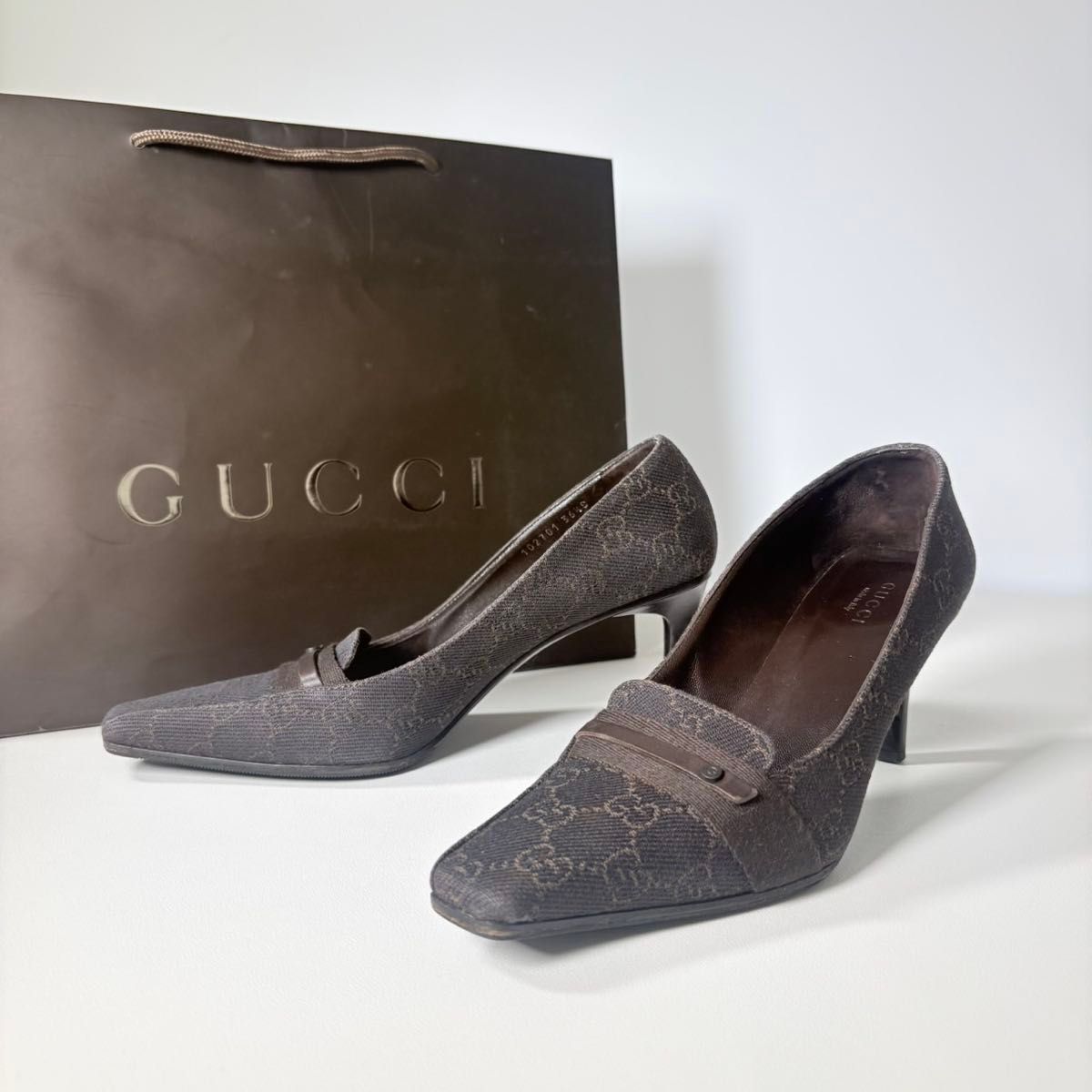 GUCCI ヴィンテージ・ヒールミュール GGキャンバス 黒 | Shop at