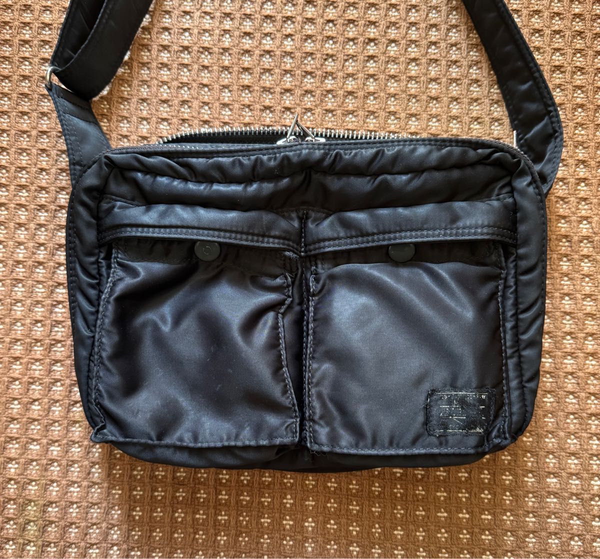 未使用に近い　PORTER　ポーター　タンカー　ショルダーバッグ　二層　ブラック 未使用に近い PORTER ポーター タンカー ショルダーバッグ 二層