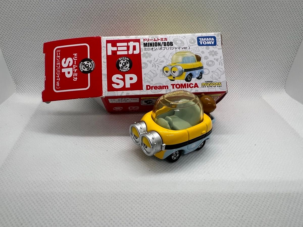 USJ限定トミカ ミニオンカー キングボブ&イーブル ミニオンカー