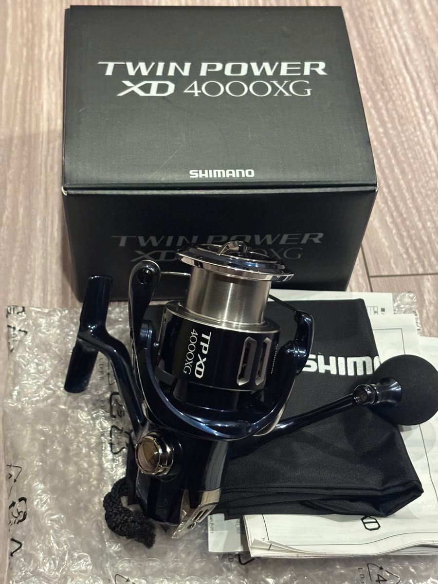 美品 ツインパワーsw 6000HG PEライン3号300m付き 箱、付属品付き